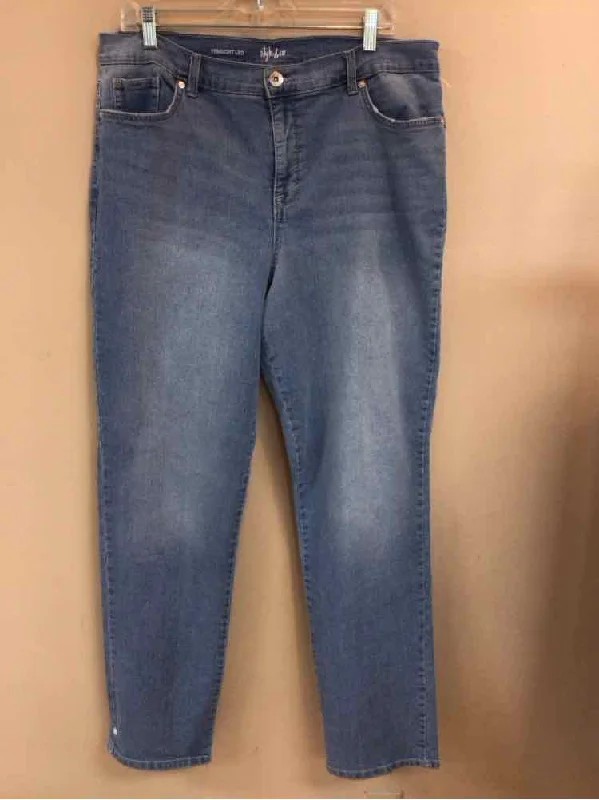 Cozy Fitting STYLE & CO SIZE 18 Ladies JEANS